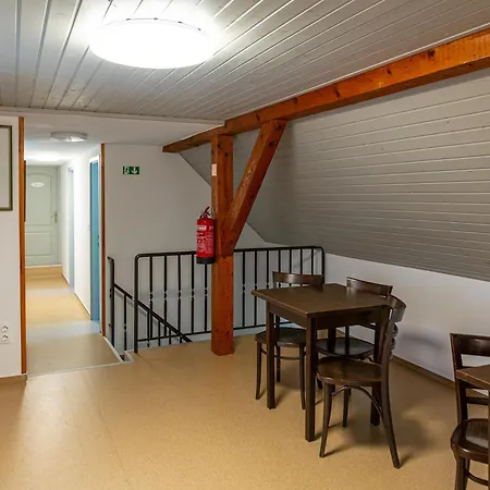 Hostel Napraforgo Turistaszallo Szentbekkalla