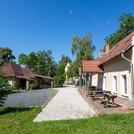 Napraforgo Turistaszallo Hostel