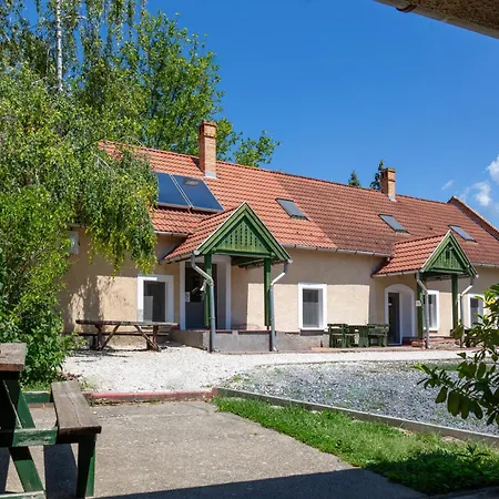 Hostel Napraforgo Turistaszallo